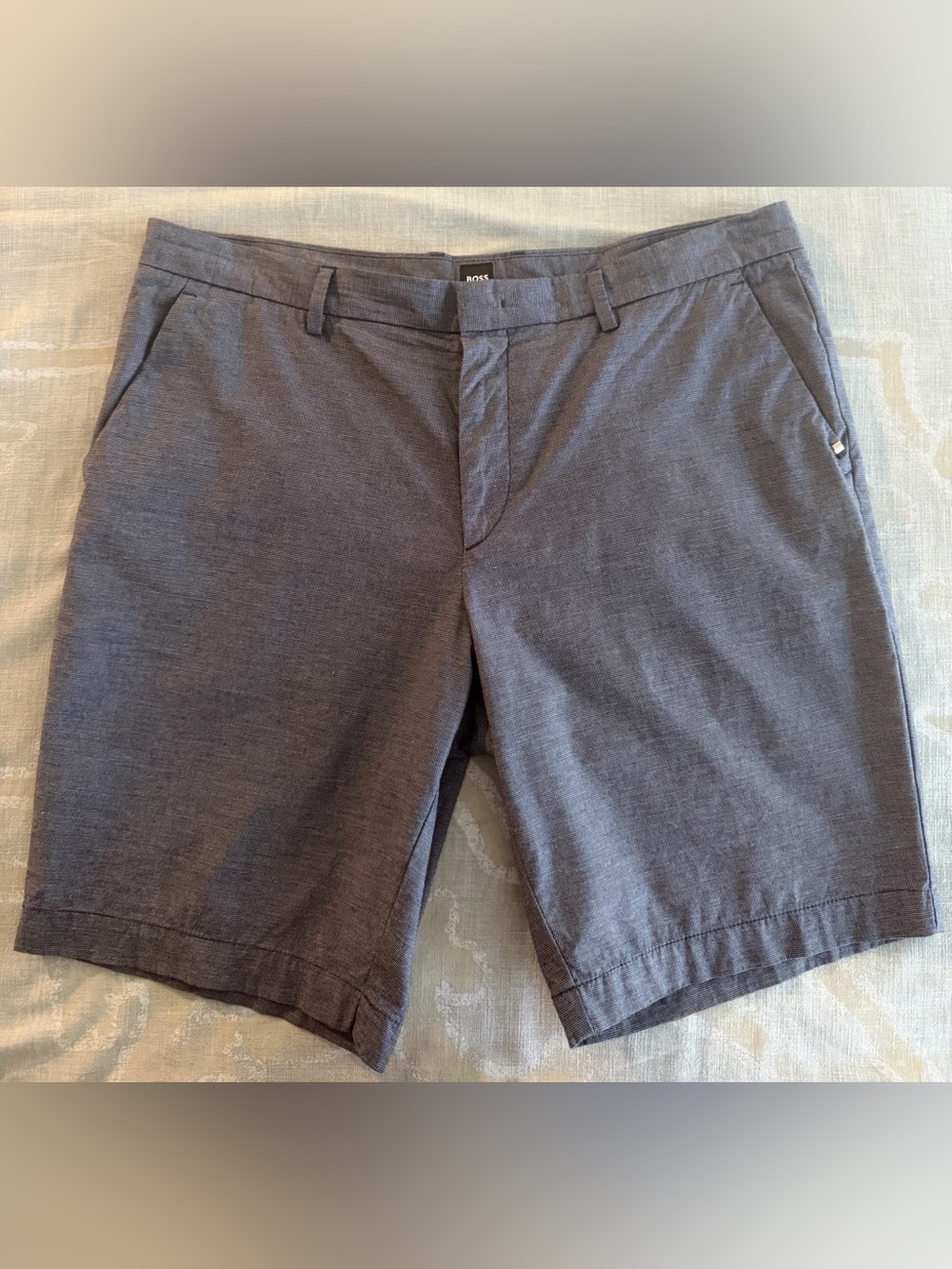 BOSS Men's Charcoal Gray Flat Front Shorts size 38 10” inseam